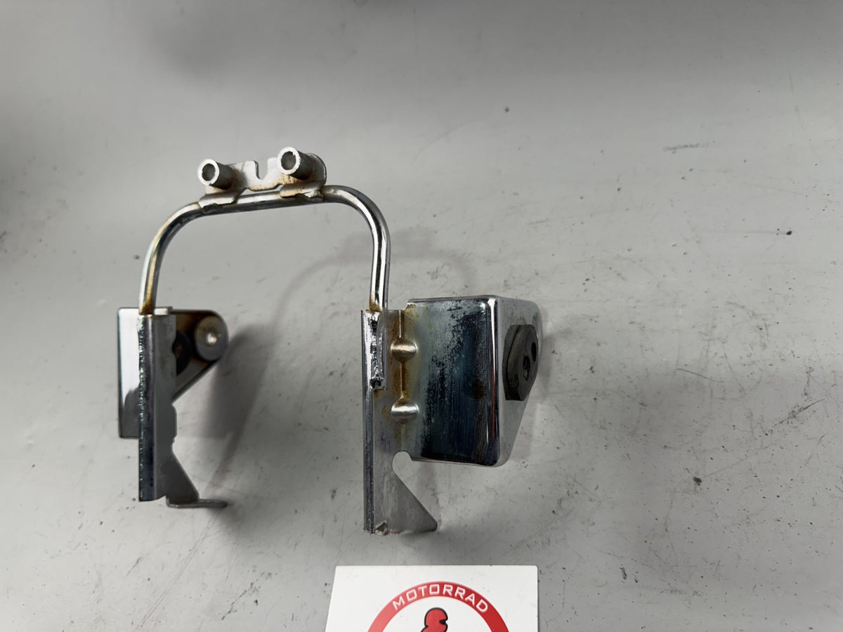 Kawasaki ZR 7 ZR750F Scheinwerferhalter Holder Halterung Blinkerhalter Geweih