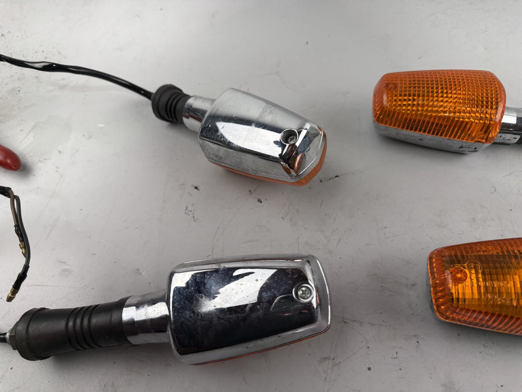 Yamaha XJR 1200 4PU Blinker Turn Signal Paar vorne front Blinkerset hinten back
