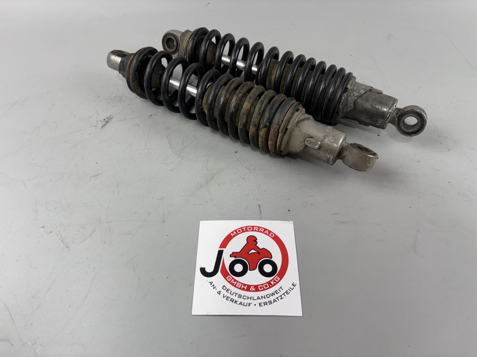 Yamaha XJ900 F 4BB Federbein Stoßdämpfer Fork Absorber Spring back hinten