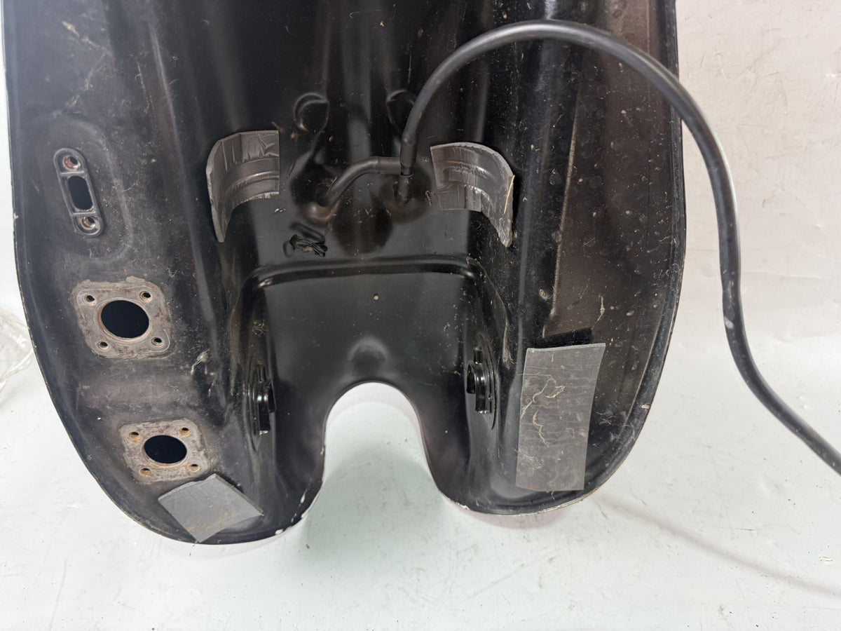 Suzuki GSX 750 AE Inazuma Tank Benzintank Kraftstofftank Fuel Gas Gasoline