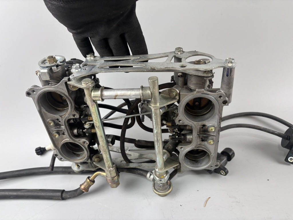 Honda VFR800 RC46/2 VTEC Einspritzanlage Fuel Gas Drosselklappen Einspritzdüsen