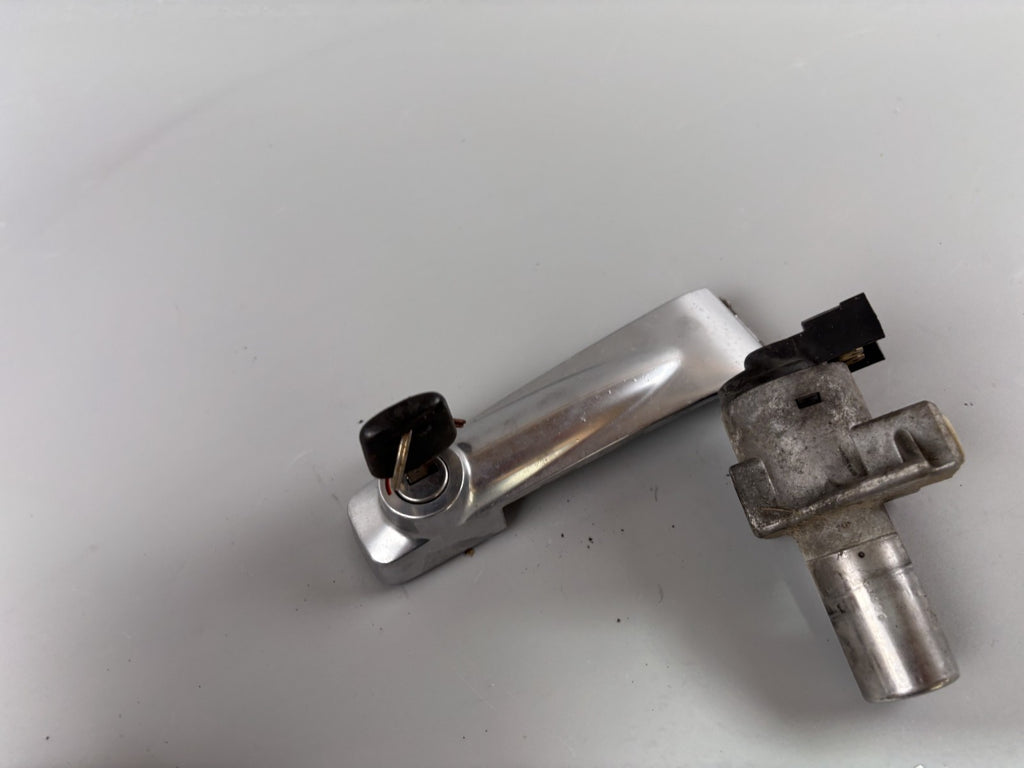 Honda CX500 C PC01 Güllepumpe Schlosssatz Tankschloss Zündschloss Lock Key