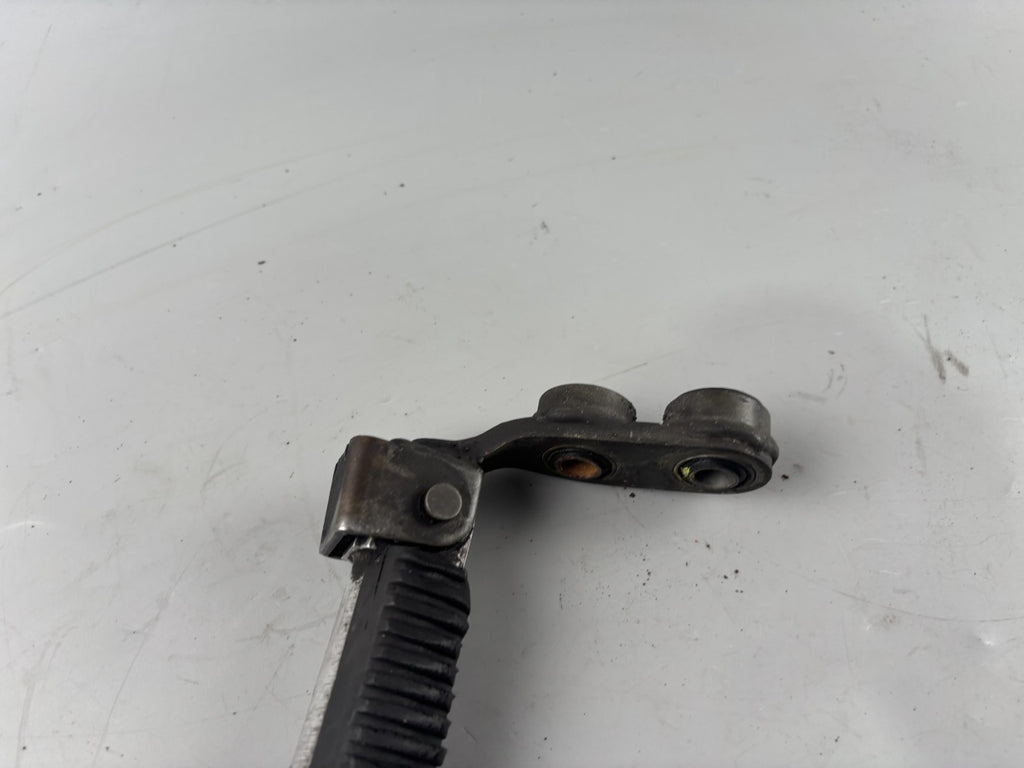 Suzuki GSX 1200 A3 Inazuma Fußraste vorne front Holder Halter Step Hangers links