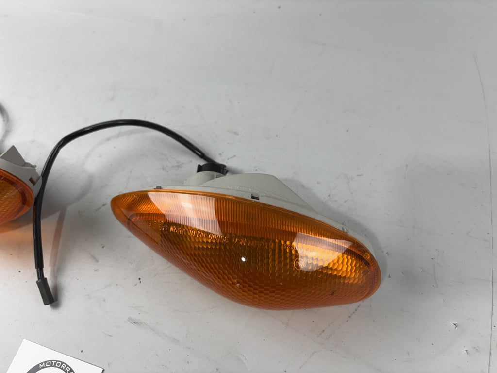 Suzuki GSX 750 F AK11 Blinker Turn Signal Lighters