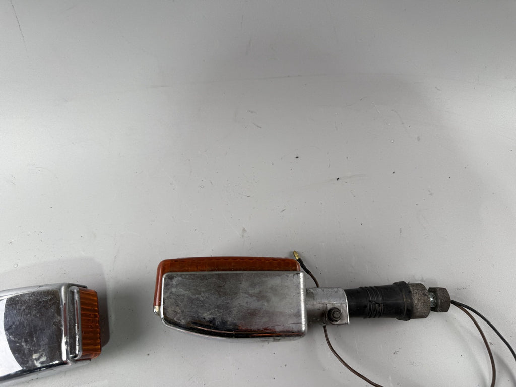 Yamaha XS 400 12E Blinkerpaar Blinkerset Lighters Lampe Turn Signal