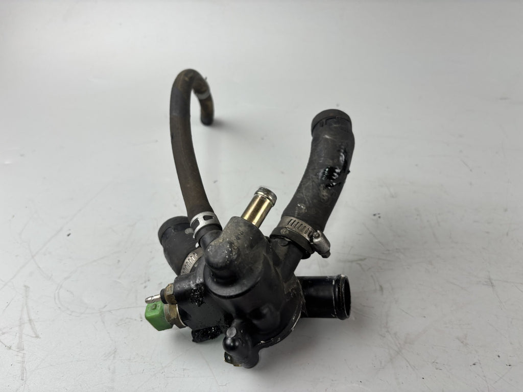 Honda VTR1000 F SC36 Firestorm Thermostatgehäuse Wasserpumpe Wasser Pumpe