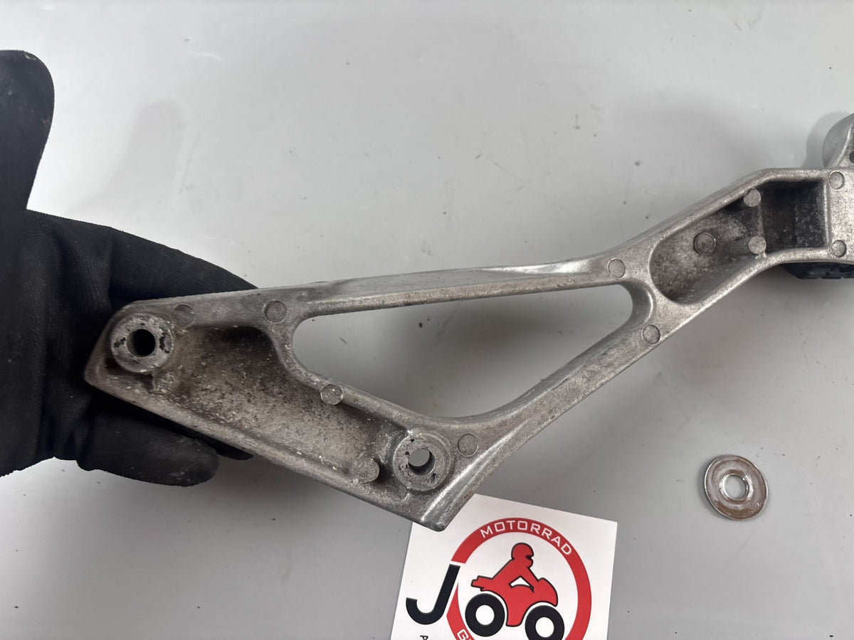 Yamaha TDM 850 3VD Fußrastenanlage Foot Step Hangers Fußraste links left
