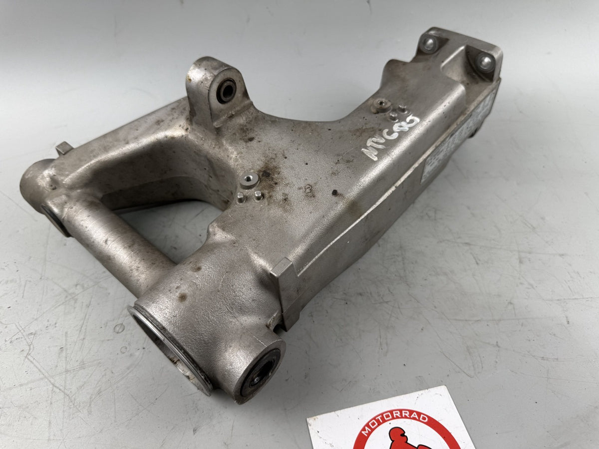 Honda NTV650 revere RC33 Schwinge Swingarm Schwingarm Antrieb