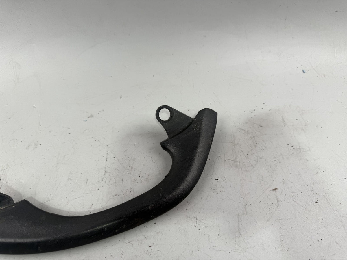 Kawasaki ER 6 N ER650A Soziusgriff Beifahrergriff Spoiler hinten back rechts