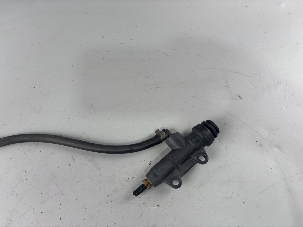BMW F 650 CS Scarver Bremspumpe Brake Brakepump Bremse hinten back