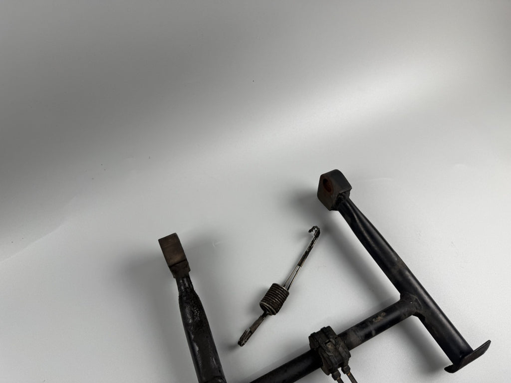 Triumph Sprint 955i ST T695 Hauptständer Mainstand Holder Halter