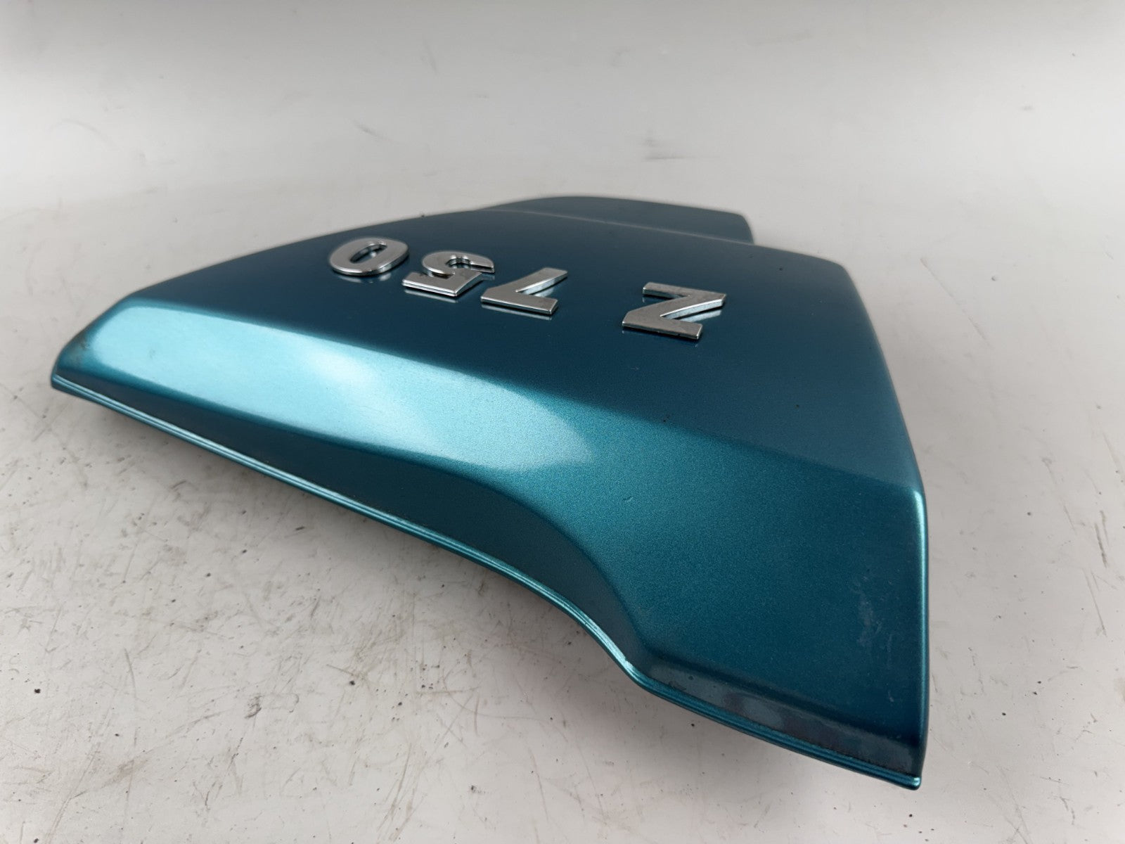 Kawasaki Z 750 GT KZ750P Seitendeckel Sidecover Seitenteil Abdeckung links left