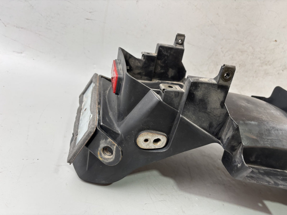 Yamaha FZS600 Fazer RJ02 Heckuntersicht Radlauf Fender Cover untere Verkleidung