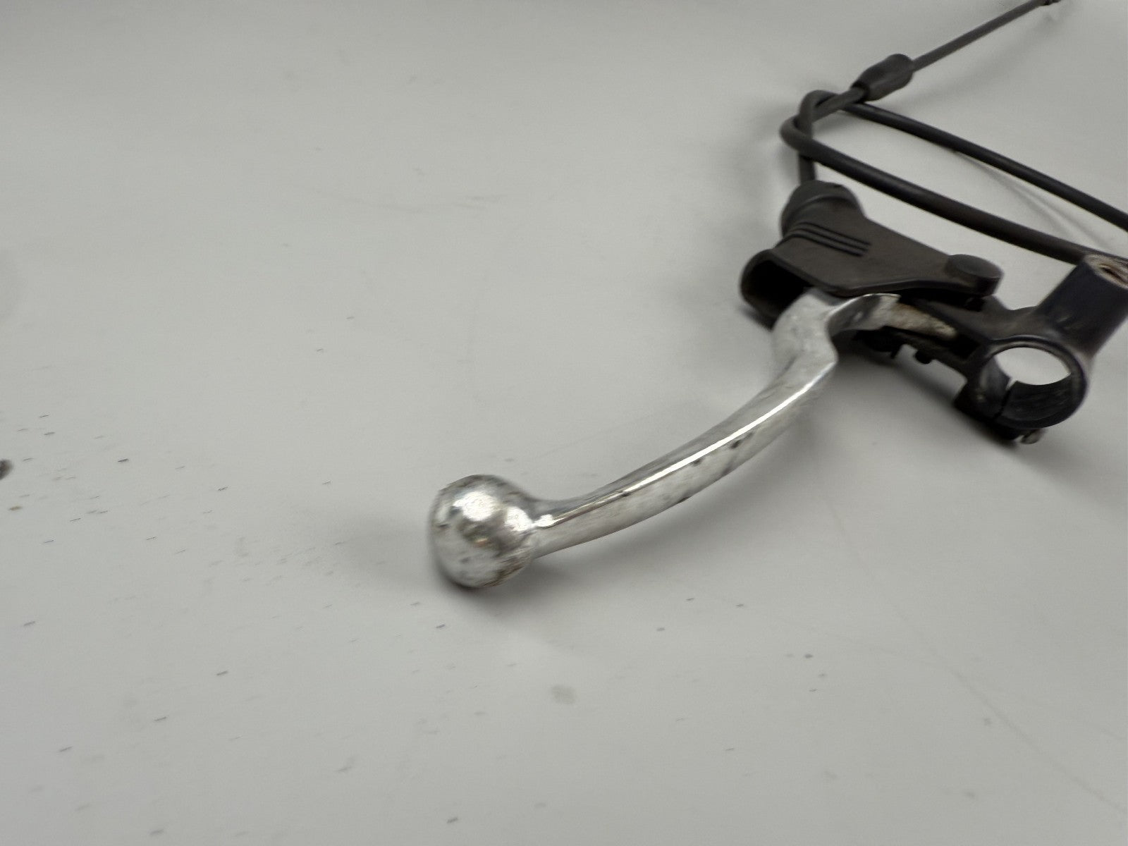 Suzuki GSF600 GN77B Bandit Kupplungsarmatur Hebel Clutch Einheit Handlebar Lenke