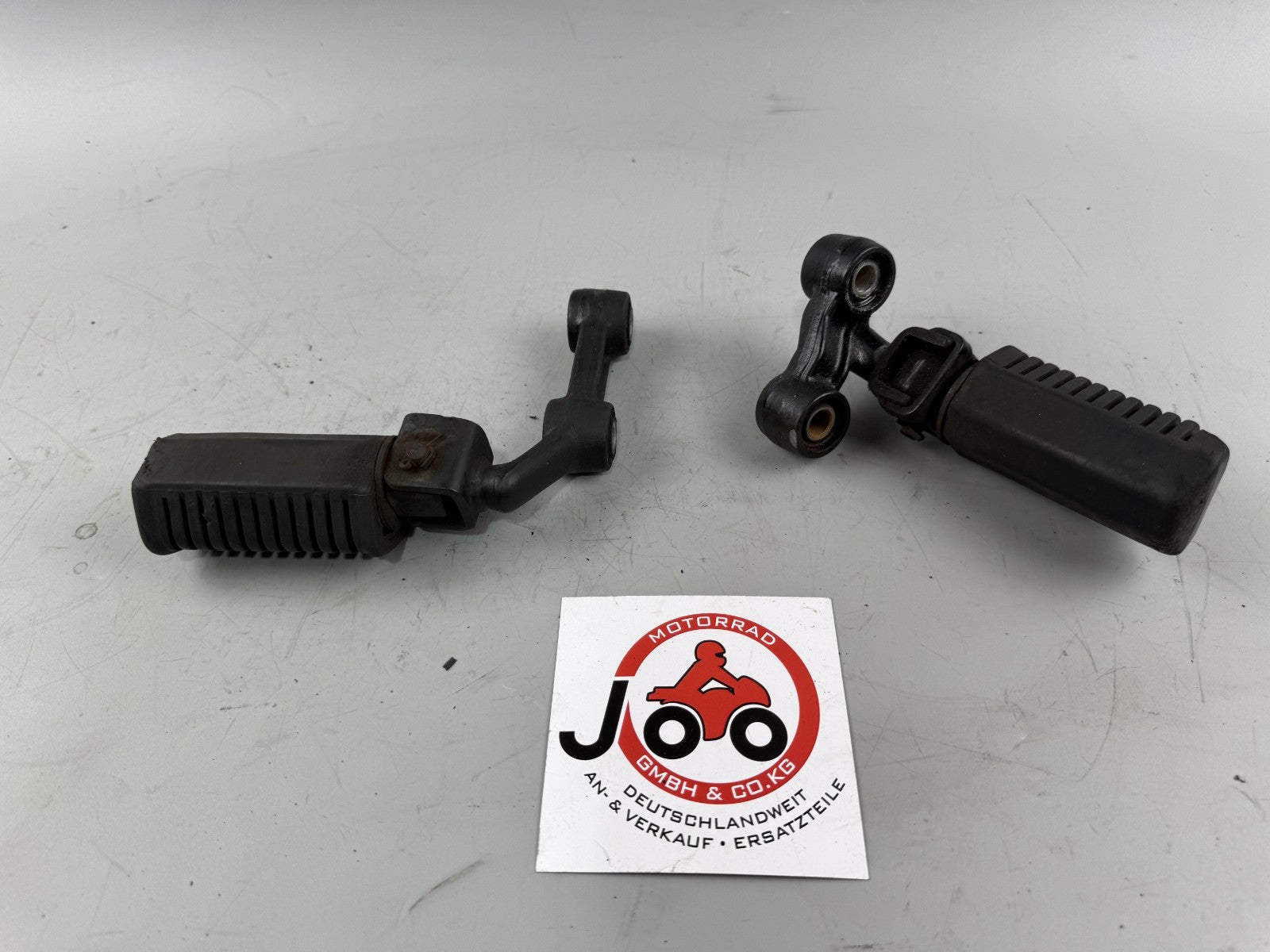 Kawasaki Z 750 GT KZ750P Fußrastenanlage sozius Fußraste Foot Hangers Beifahrer