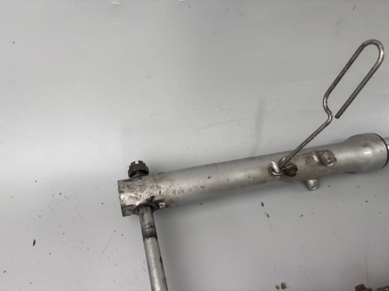 Kawasaki BN125A EL125 Eliminator Gabel Standrohr Tauchrohr Fork Absorber Feder