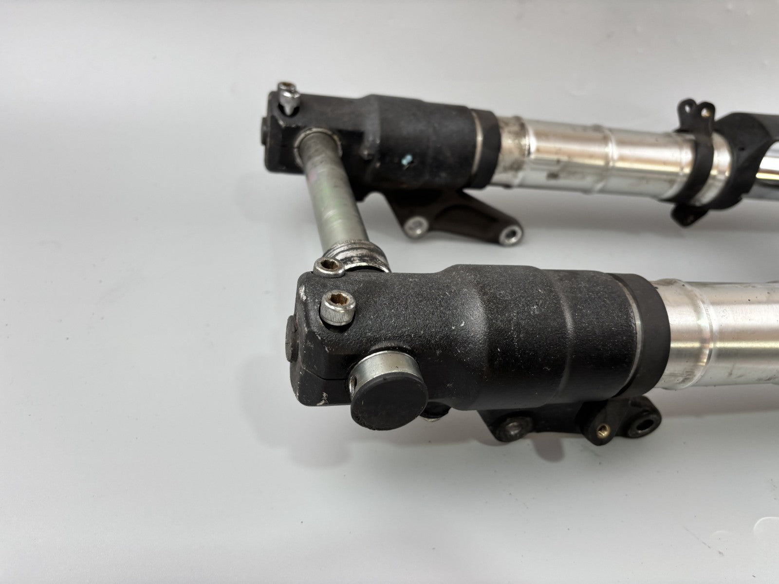 Triumph Daytona 955 T 595 Gabel Standrohr Tauchrohr Fork Absorber Federung front
