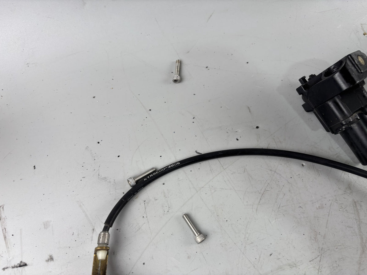 Yamaha FZS600 Fazer RJ02 Schlosssatz Key Lock Zündschloss Sitzbank Tankschloss