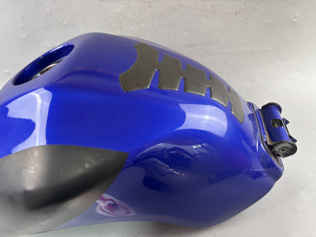 Yamaha FZS600 Fazer RJ02 Tank Treibstoff Kraftstoff Fuel Gas Gasoline Benzintank