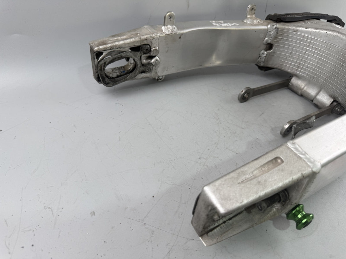 Suzuki GSX-R 600 SRAD AD 97-00 Schwinge Schwingarm Swing Aufhängung