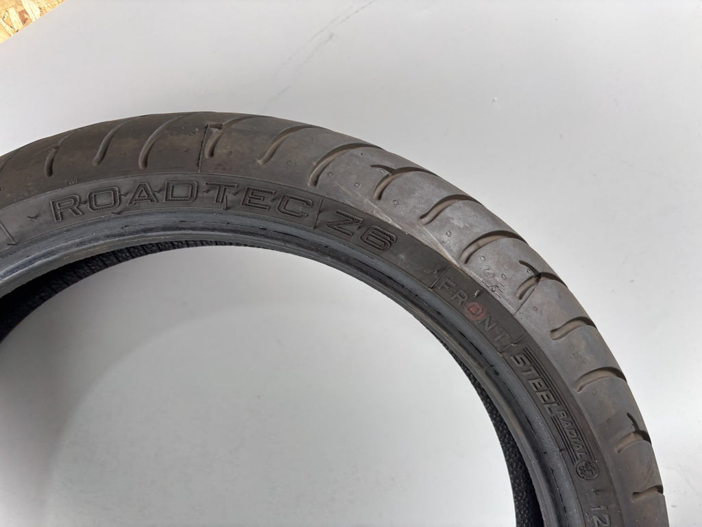Motorrad Reifen Wheel 120/70 ZR17 Metzeler Roadtec Z6 13/2025 DOT 4,2mm