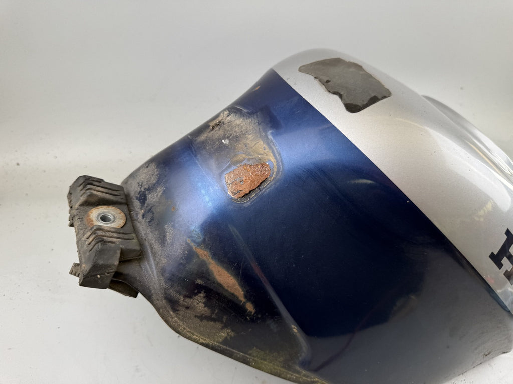 Honda CBR 600 F PC19 Tank Benzintank Kraftstofftank Gas Gasoline