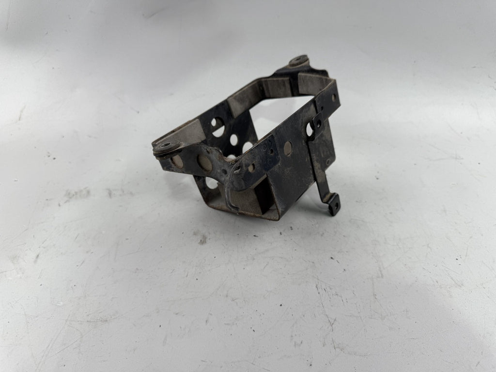Suzuki GSX 750 AE Inazuma Batteriefach Batteriekasten Holder Halter
