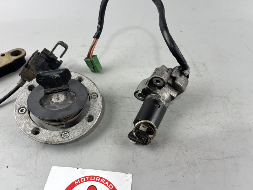 Suzuki RF 600 R GN76A Schlosssatz Key Lock Zündschloss Sitzbank Tannkschloss