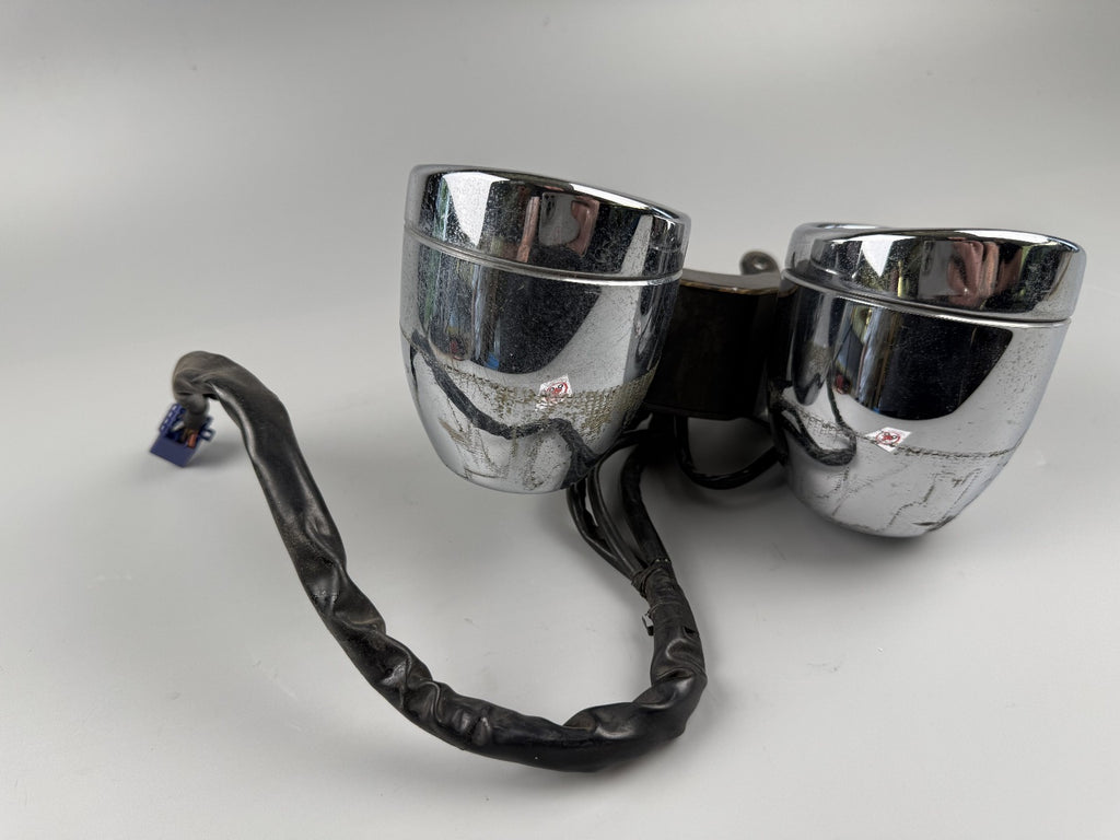 Suzuki GSF600 GN77B Tacho Cockpit Speedometer Instrumente DZM Drehzahlmesser