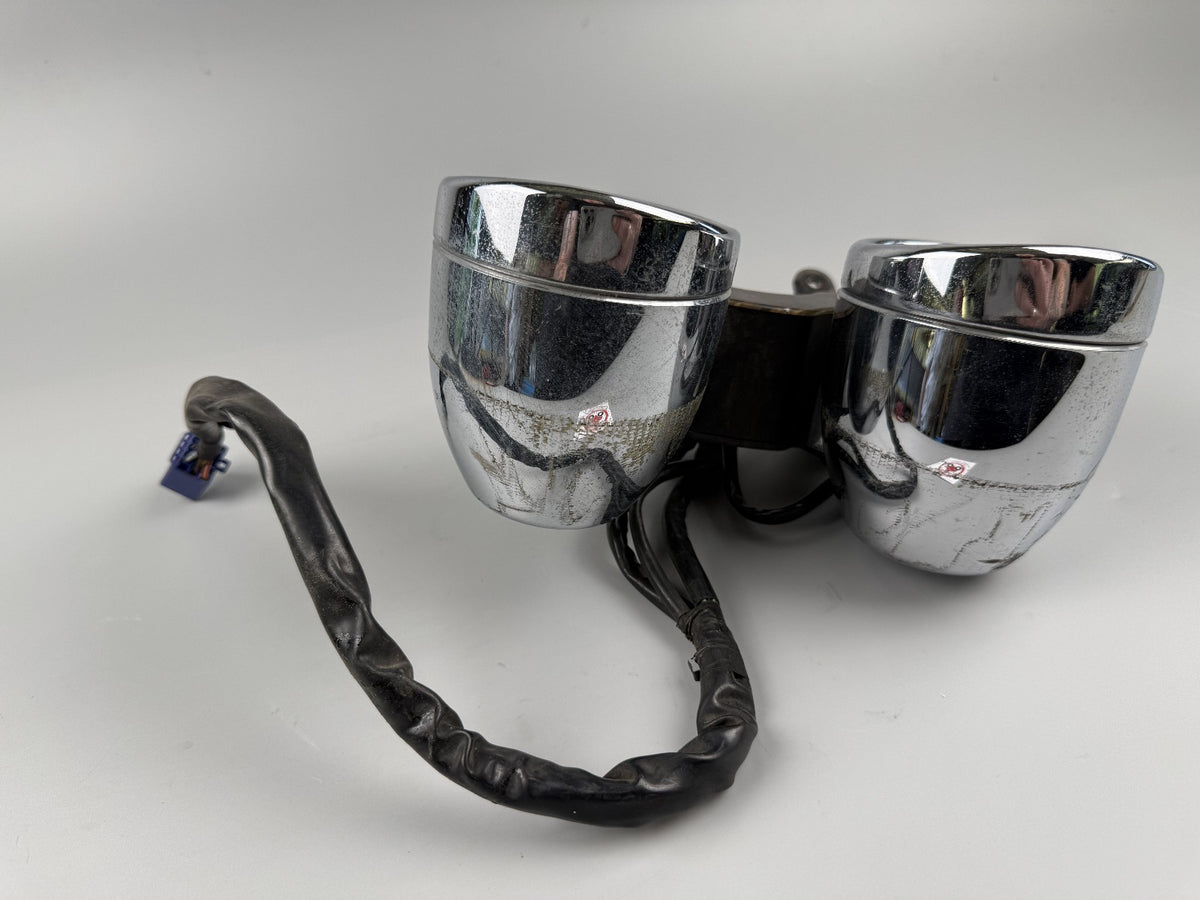 Suzuki GSF600 GN77B Tacho Cockpit Speedometer Instrumente DZM Drehzahlmesser