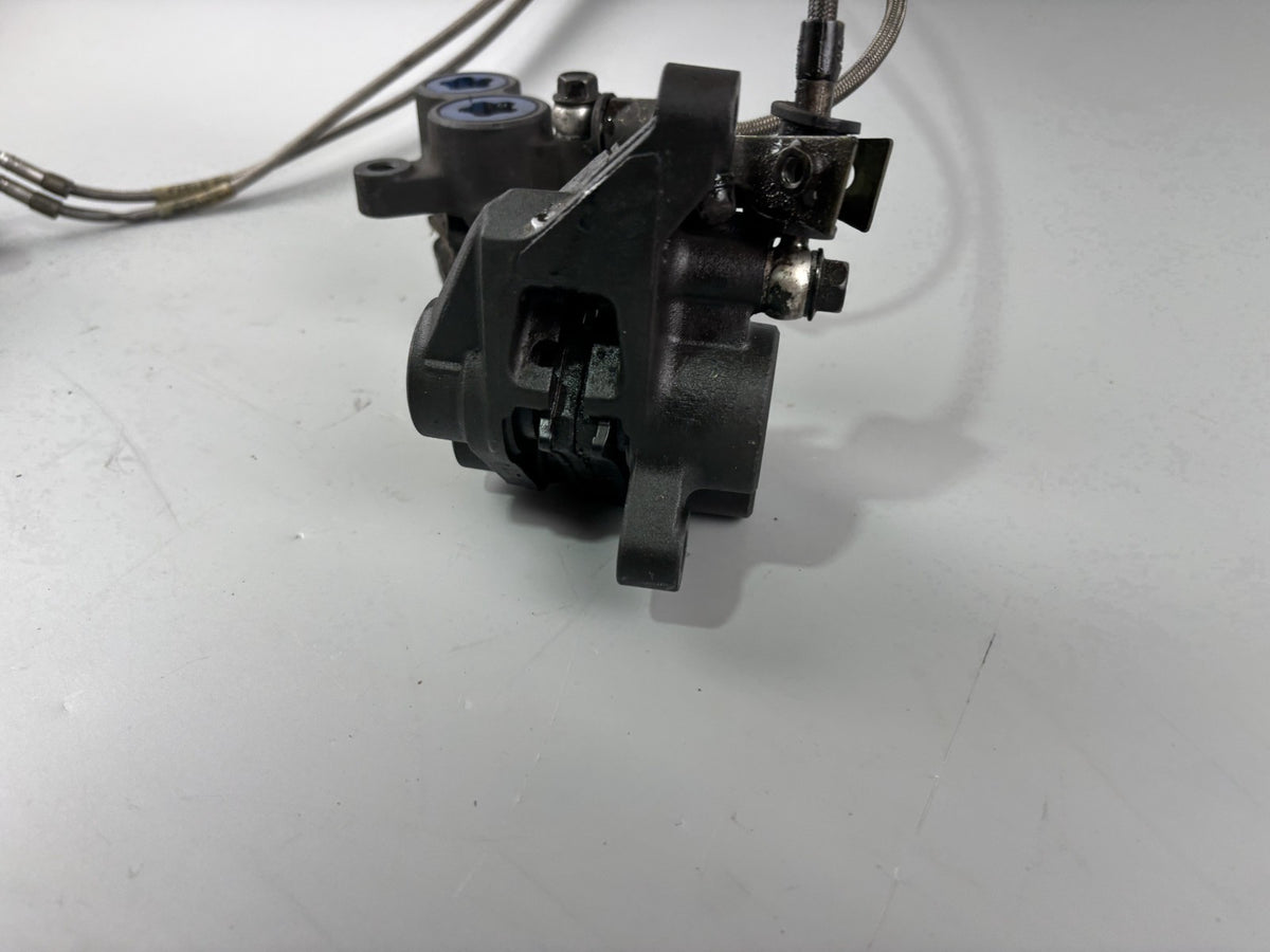 Yamaha FZS600 Fazer RJ02 Bremsanlage Brake Bremse Pumpe Sattel vorne front