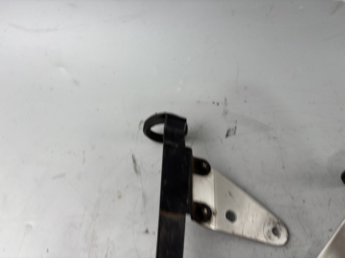 Suzuki GSX 750 AE Inazuma Blinkerhalter Scheinwerferhalter Holder Gabel