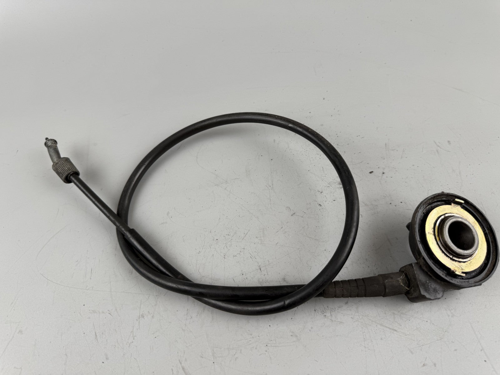 Suzuki GSX750 AE Inazuma Tachoschnecke Tachowelle Speedometer Antrieb