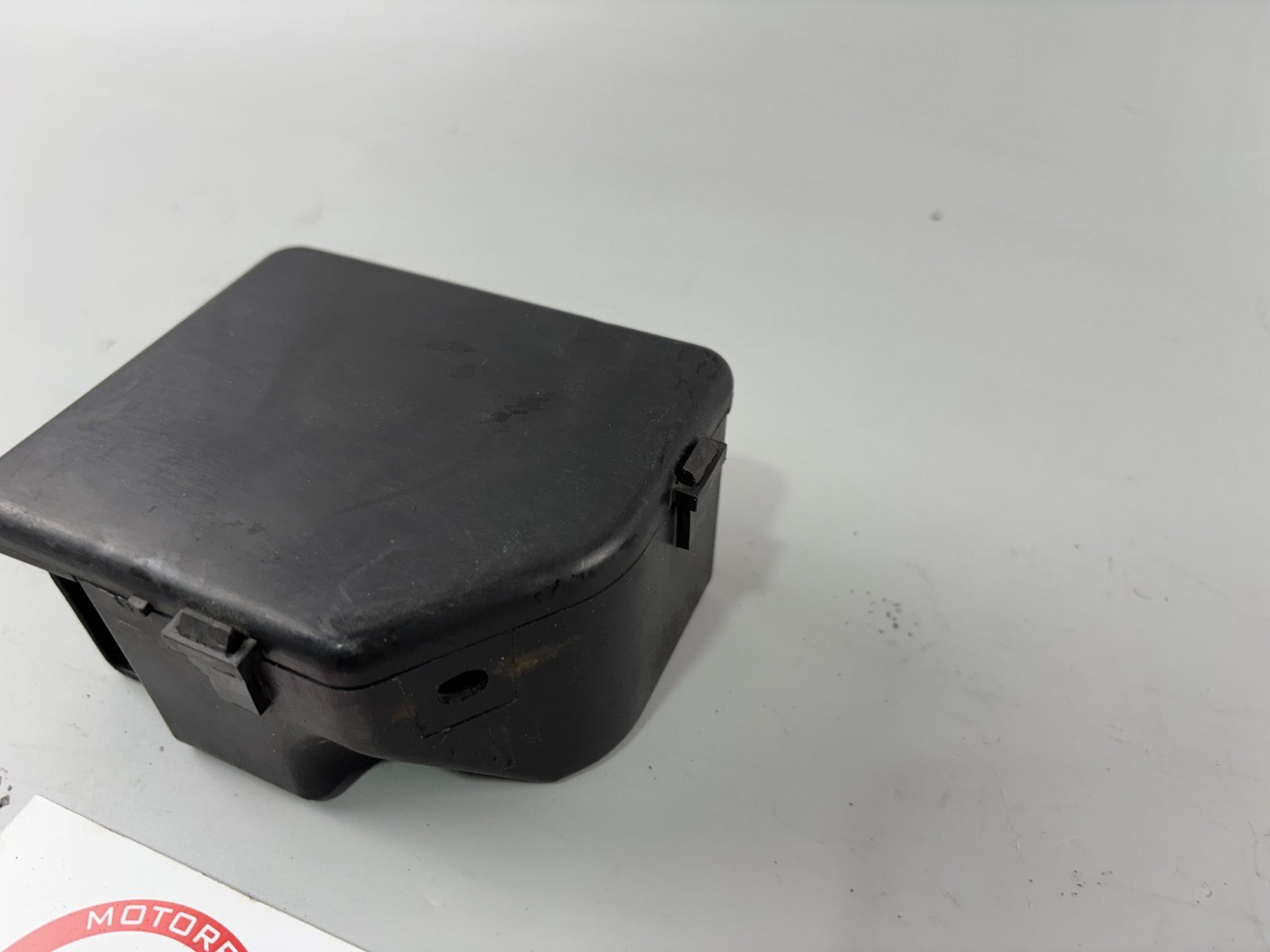 Yamaha FZS600 Fazer RJ02 Box Fach Kofferraum