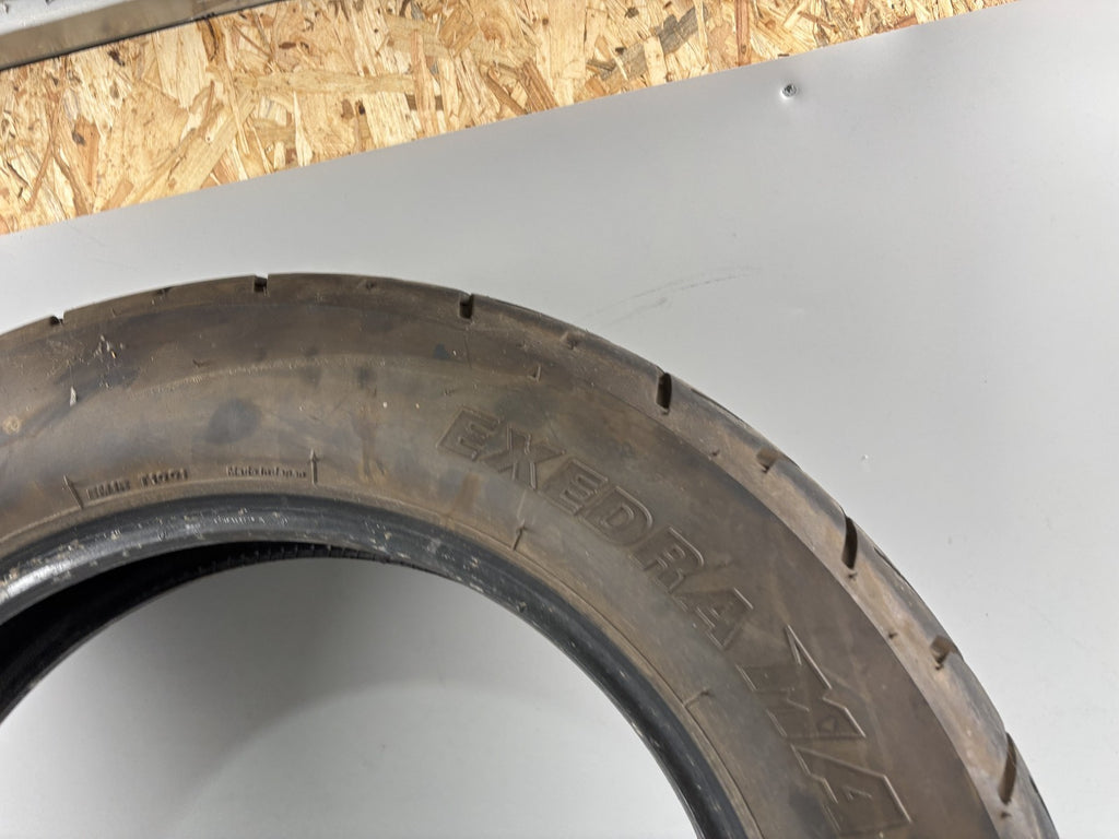 Motorrad Reifen Wheel 140/90 15 Bridgestone Exedra Max 12/2023 DOT 6,5mm