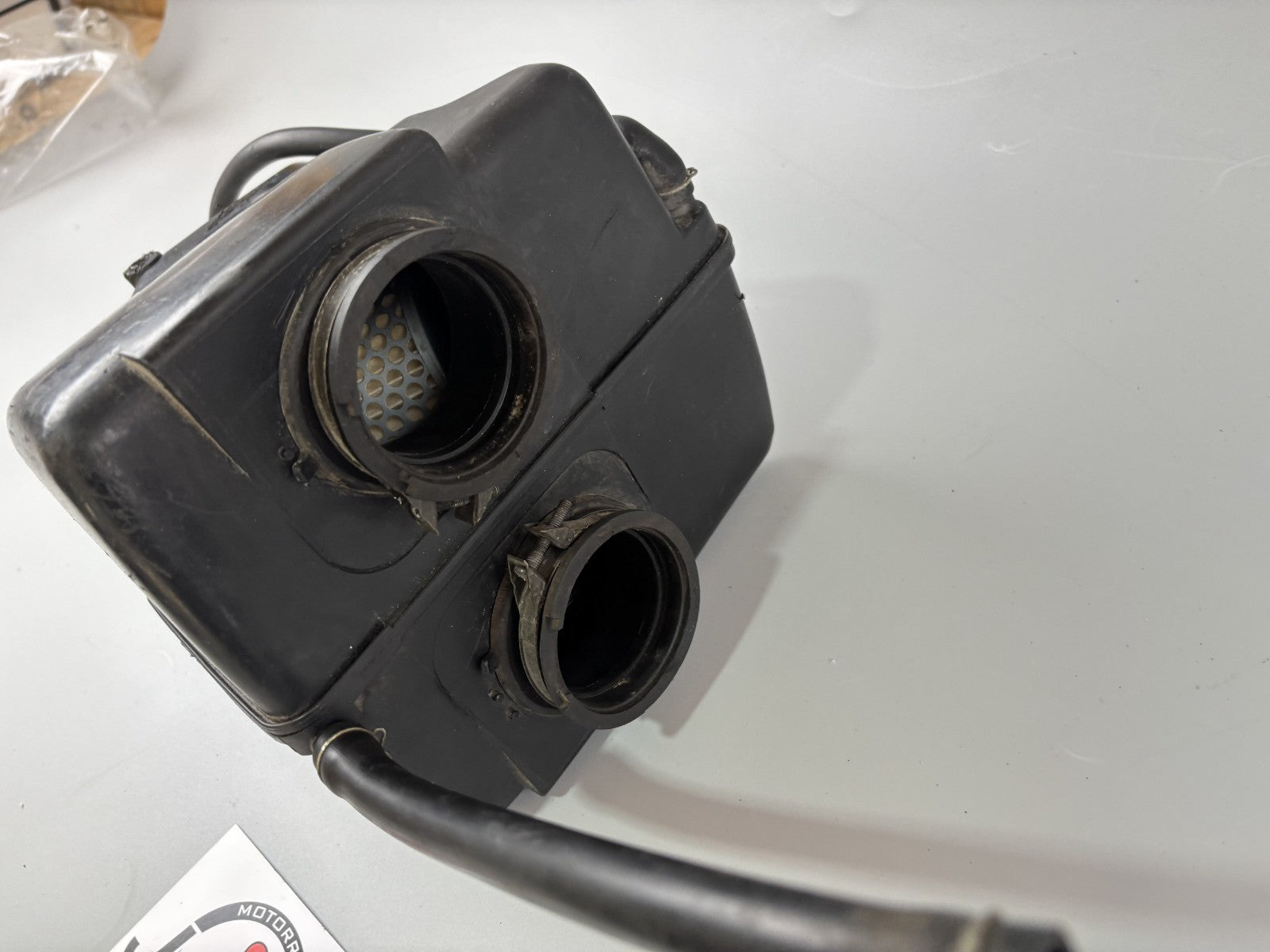 Suzuki GS 500 EU GM51B Luftfilterkasten Airbox Ansaugung Vergaser Luft Air