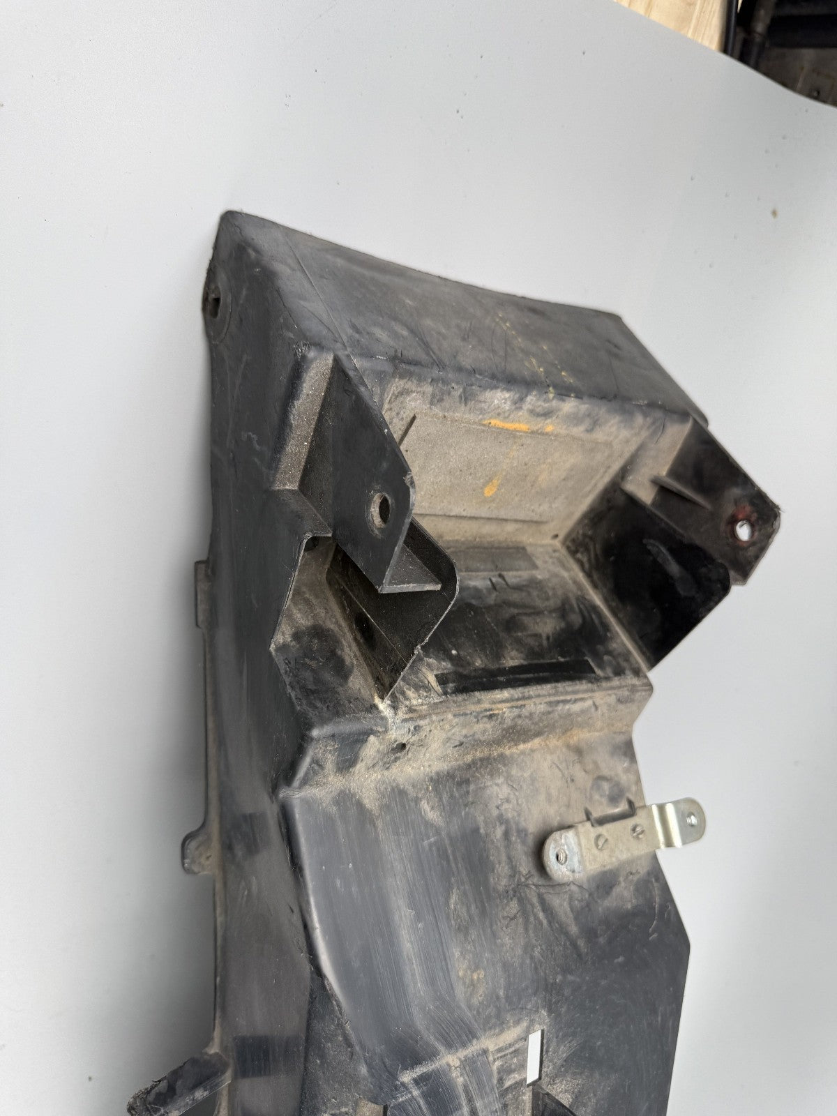 Suzuki GSF600 GN77B Heckuntersicht Fender Schutzblech Kotflügel Spritzschutz