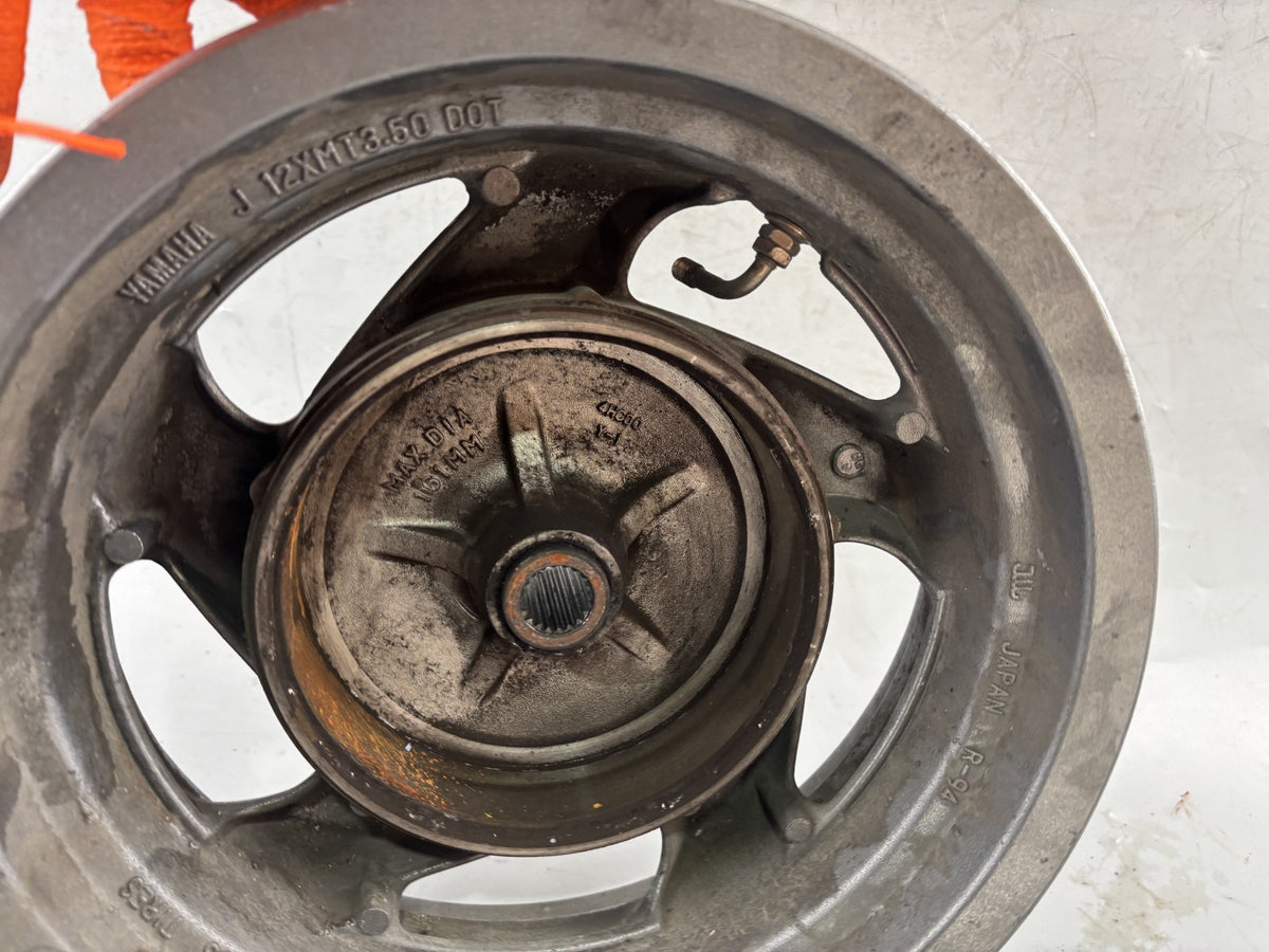 Yamaha Majesty 250 Hinterradfelge Wheel Felge hinten back Rad RIM