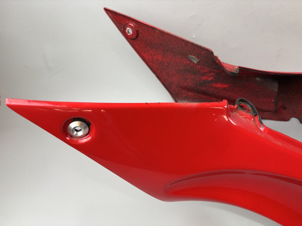Triumph Daytona 955 T 595 Heckverkleidung Seitenverkleidung Teil Cover Abdeckung