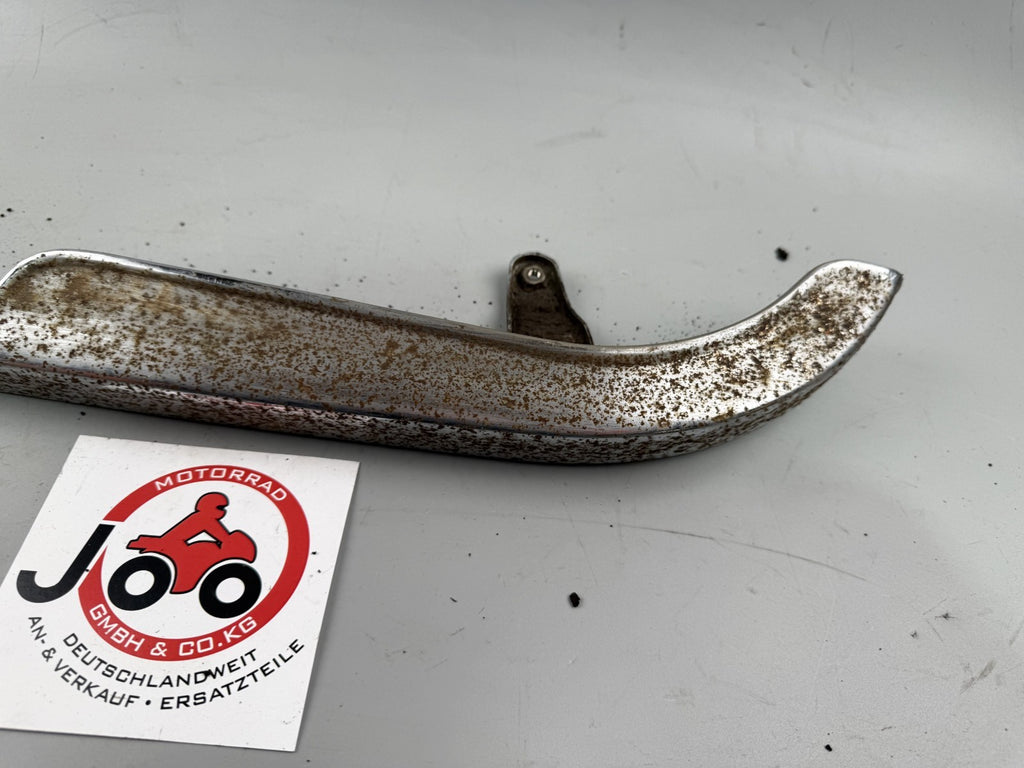 Suzuki GN250 NJ42A Kettenschutz Chain Abdeckung Cover Verkleidung