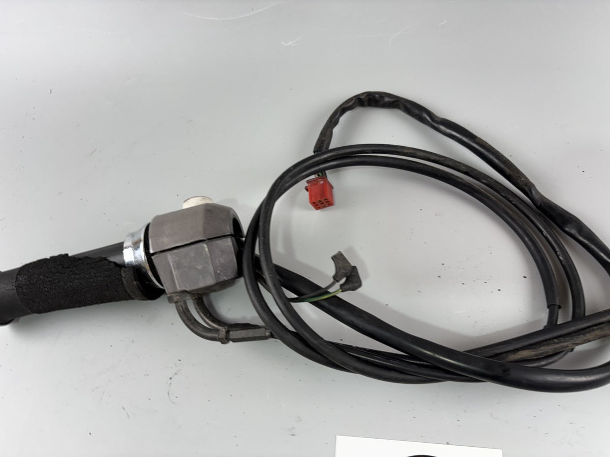 Honda CX500 C PC01 Güllepumpe Lenkerschalter Handlebar rechts right Gasgriff