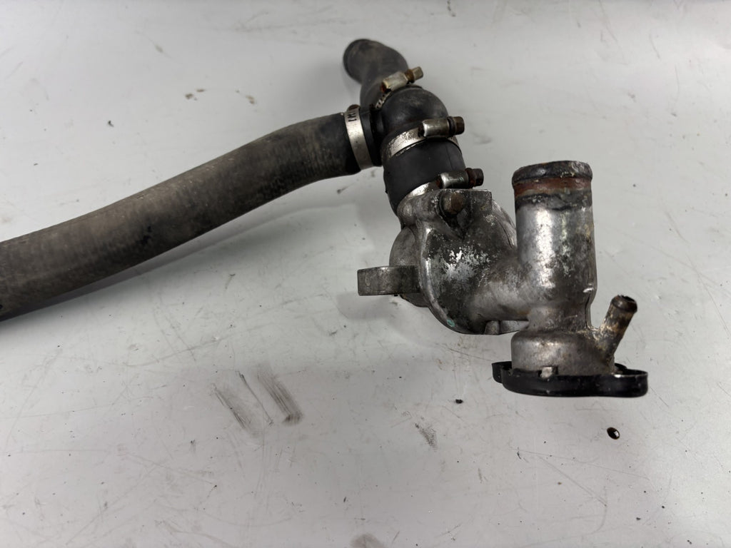 Honda CBR 1000F SC24 Kühlmittelthermostat Thermostatgehäuse Wasserauslass