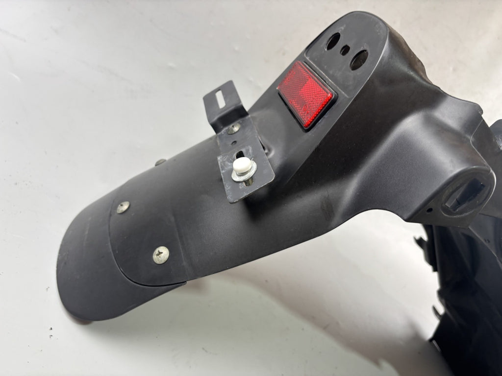 Suzuki SV650 N AV Heckuntersicht Radlauf Fender Schutzblech Kotflügel