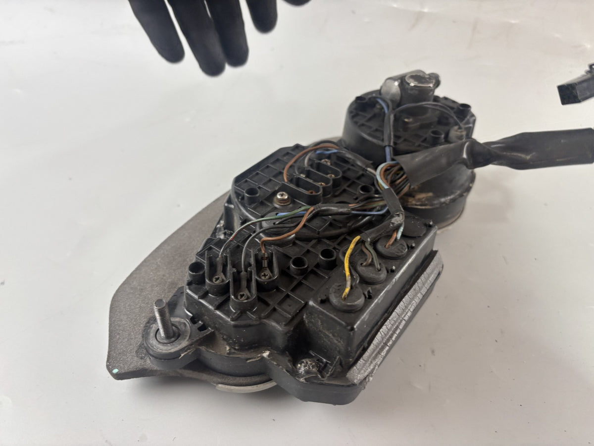 Yamaha TDM 850 3VD Tacho Speedometer DZM Drehzahlmesser Cockpit Instrumente