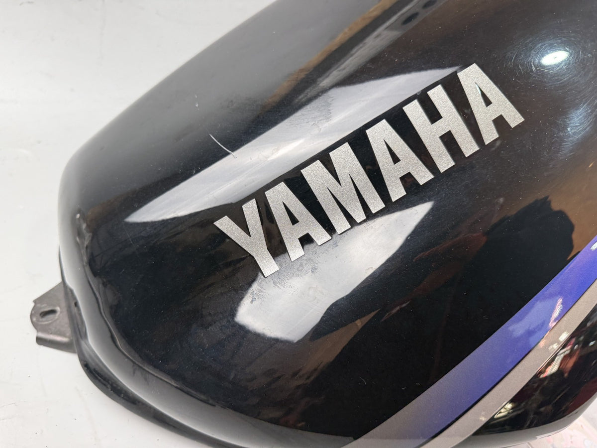 Yamaha XJ 900 Diversion 4KM Tank Benzintank Kraftstofftank Fuel Gas Gasoline