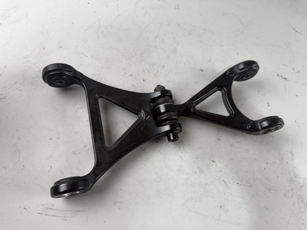 BMW K 1200 S K40 Umlenkung Gabel vorne Holder Halter Fork