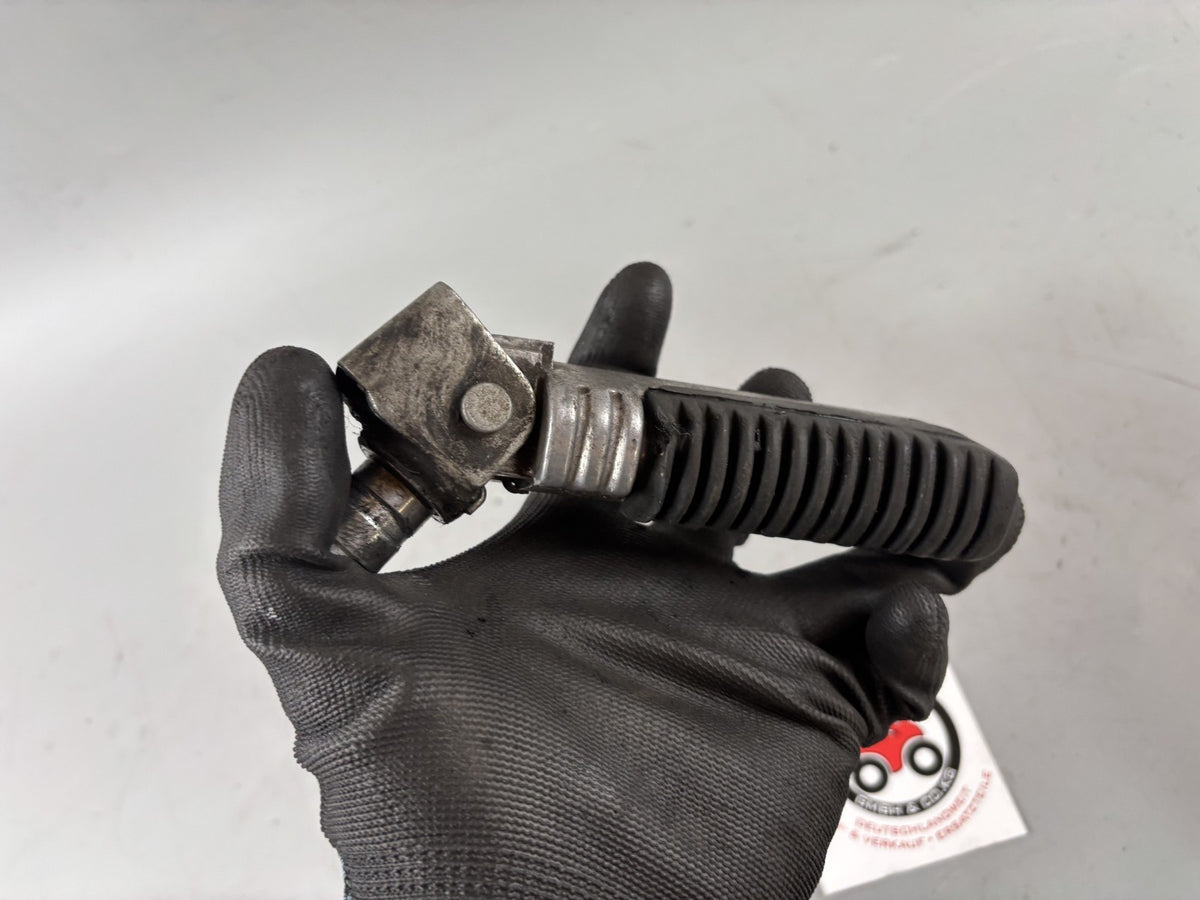 Suzuki GSX-R 1100 W GU75C Fußraste vorne Foot Step Hangers
