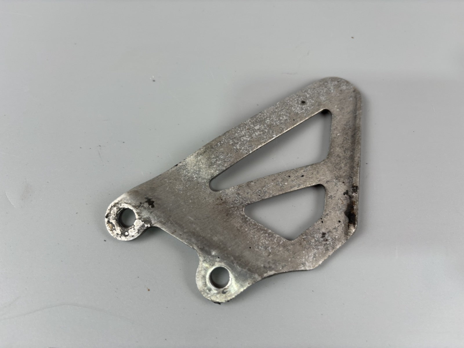 Triumph Daytona 955i T595 N 2002 Fersenschutz Halterung Abdeckung Cover