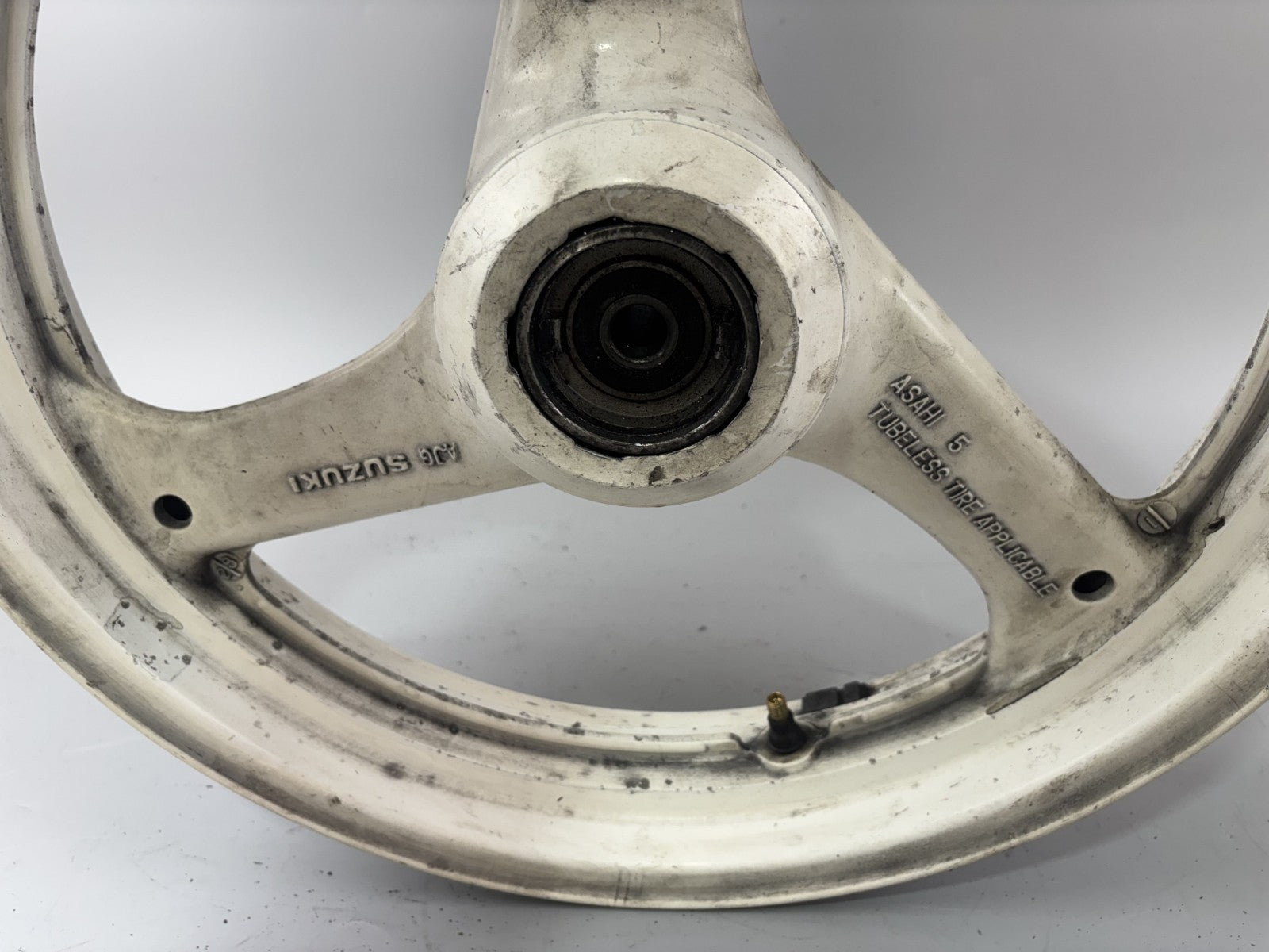Suzuki GS500E GM51B Vorderradfelge Felge Rim Rad Speichen vorne front