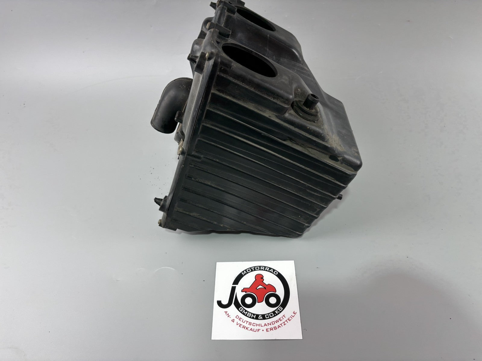 Honda CX500 C PC01 Güllepumpe Luftfilterkasten Airbox